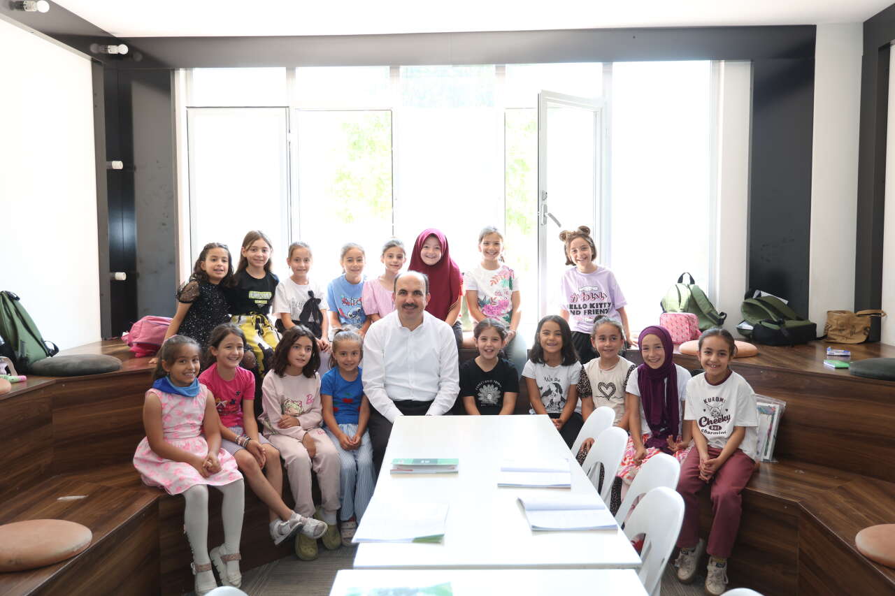 Konya’da 30 bin çocuğa ücretsiz eğitim! Genç KOMEK ve Bilgehanelerde yaz coşkusu sürüyor 8